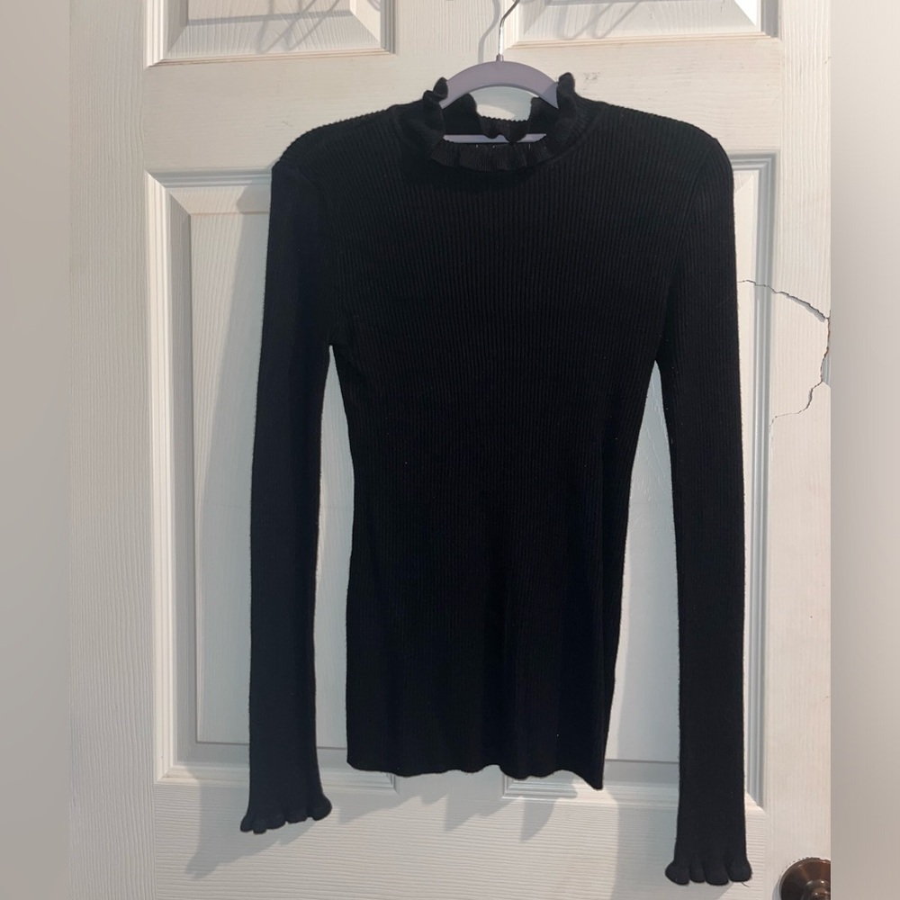 Black Derek Heart Long Sleeve Sweater. Size L.
